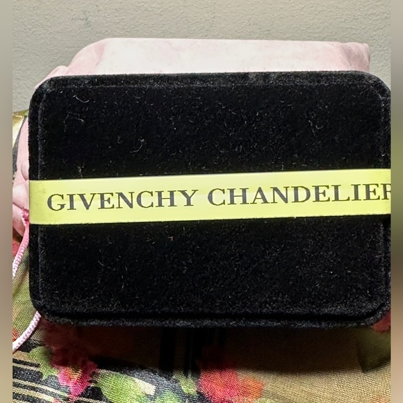 NWT Givenchy earrings. - Picture 5 of 5